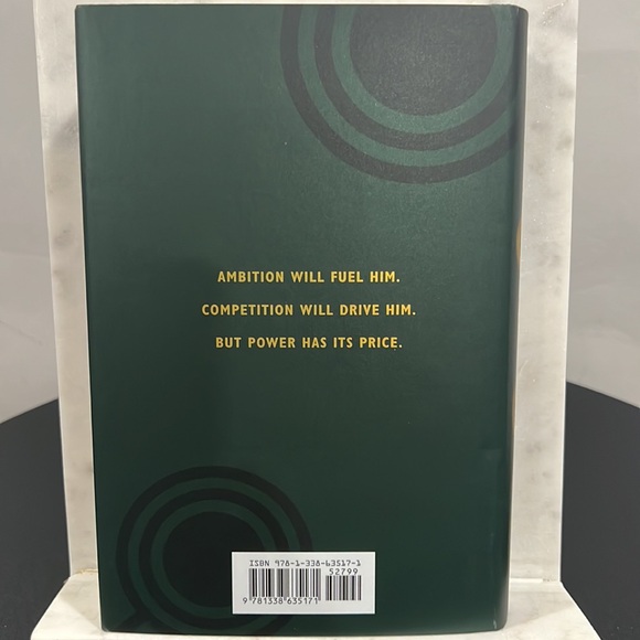 The ballad of songbirds and snakes, a hunger games, novel by Suzanne Collins - Picture 3 of 5